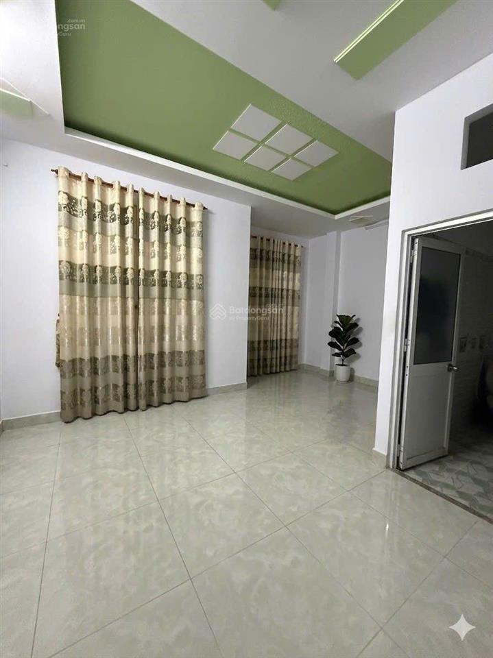 Chủ gấp bán về quê  khu đồng bộ siêu đẹp  4 tầng  gần quốc lộ 13  kdt vạn phúc  chỉ hơn 6 tỷ