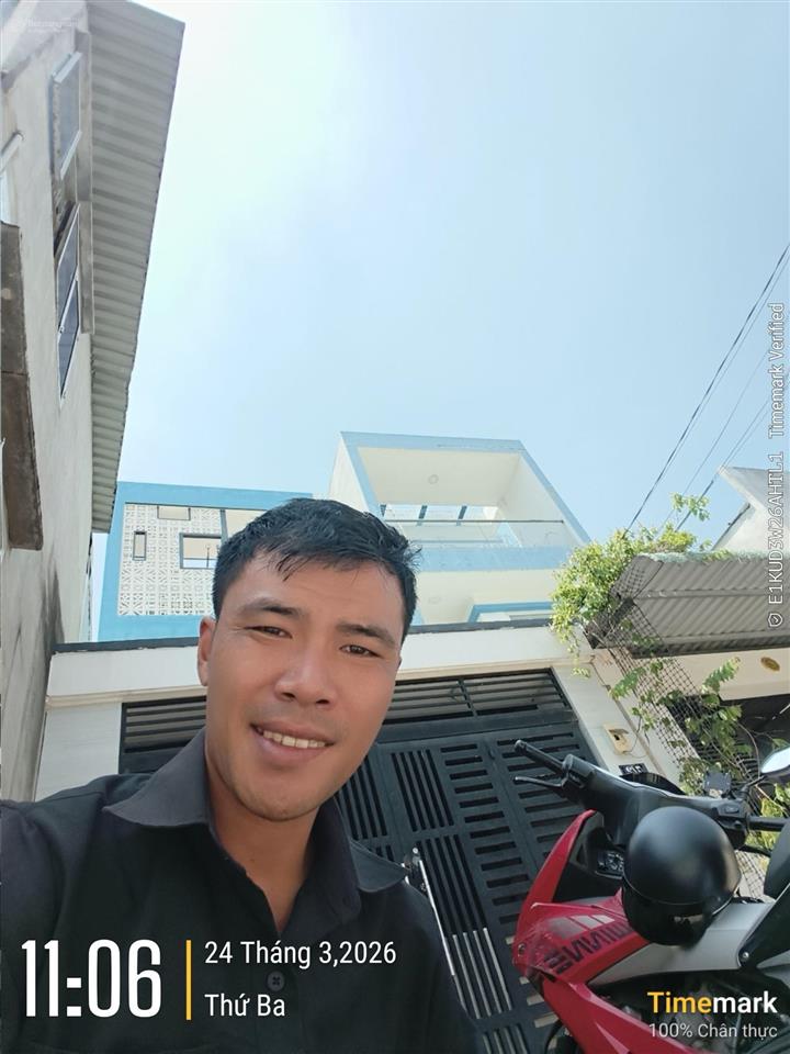 Chủ ngộp cần bán gấp nhà hxh  ngay quốc lộ 13  78m²  3 tầng lầu  sổ vuông  3pn  có sân vườn