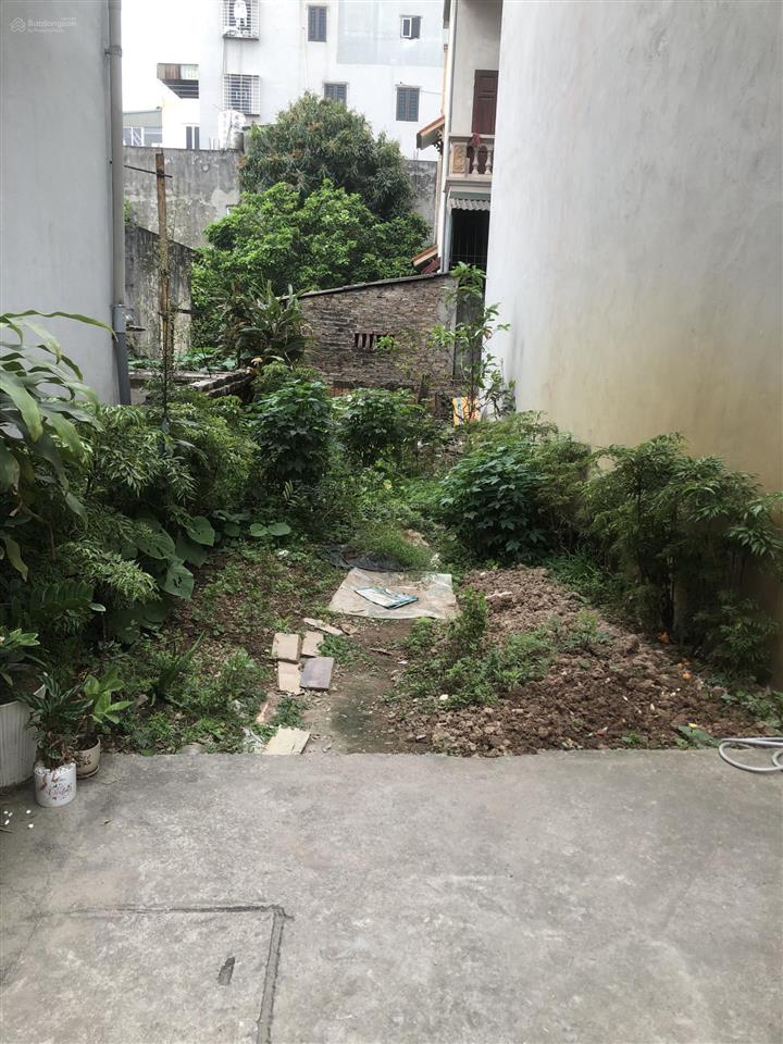 Bán đất trung tâm huyện hoài đức vân canh. diện tích 37 m2 ngõ nông, gần ô tô, gần đường 3.5