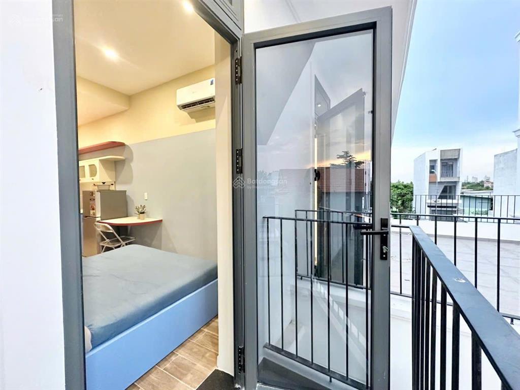 Căn hộ mini mới 100% ban công thoáng full nội thất đầy đủ tiện ích ngay vòng xoay liên phường