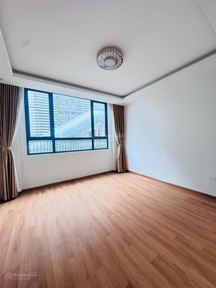 Mặt phố hồ tùng mậu 6t thang máy vỉa hè 1 mặt phố 1 mặt ngõ ôtô kinh doanh toà văn phòng giá 28 tỷ