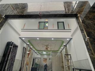 Hot, bán gấp nhà riêng hương lộ 2 btân, 56m2, 2 tầng mới 100%, hẻm 5m xe hơi đỗ cửa, chi nhỉnh 3 tỷ