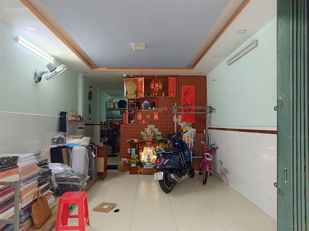 Quận 10 cách mạng tháng 8 40m 3 phòng ngủ đang cho thuê 12 triệu/tháng giá 6.8 tỷ thương