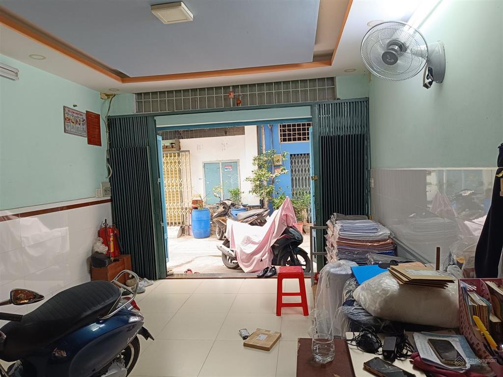Quận 10 cách mạng tháng 8 40m 3 phòng ngủ đang cho thuê 12 triệu/tháng giá 6.8 tỷ thương