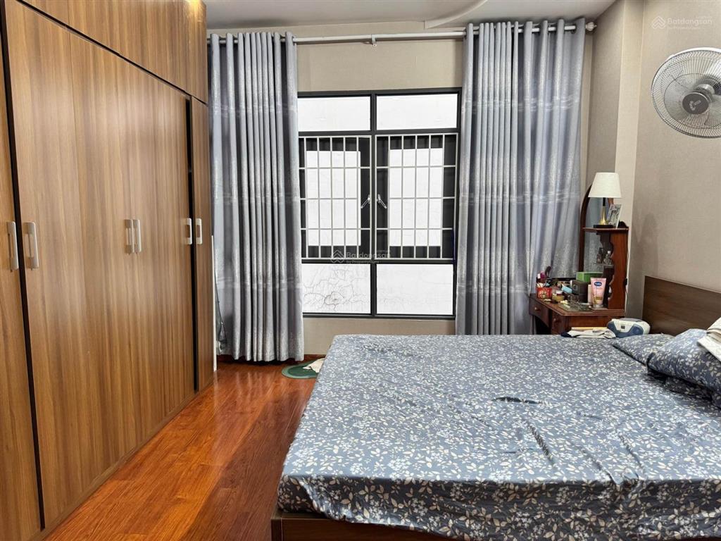 Bán nhà huỳnh văn bánh, phường 11, quận phú nhuận. diện tích 31m, kích thước 3.85m x 8.5m.kết cấu