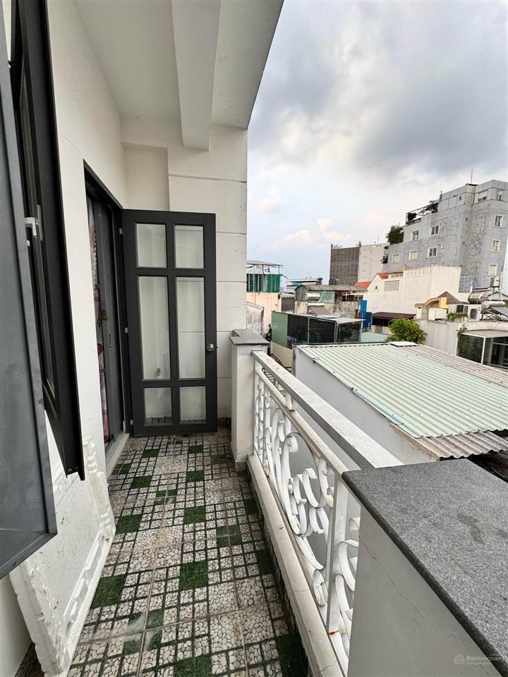 Bán nhà huỳnh văn bánh, phường 11, quận phú nhuận. diện tích 31m, kích thước 3.85m x 8.5m.kết cấu