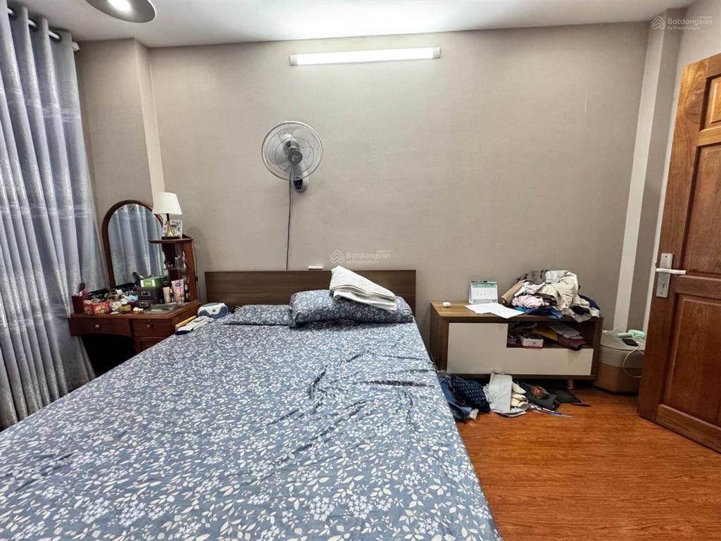 Bán nhà huỳnh văn bánh, phường 11, quận phú nhuận. diện tích 31m, kích thước 3.85m x 8.5m.kết cấu