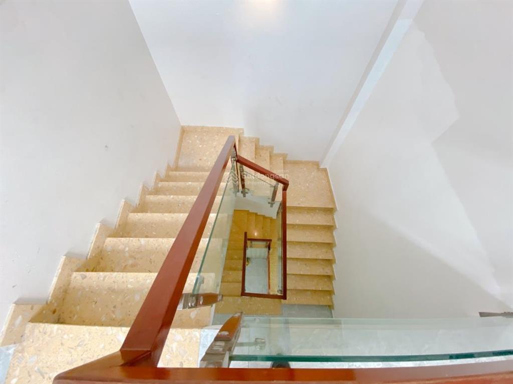Bán nhà mới đẹp trần thủ độ, phú thạnh, tân phú 50m ngang 5m giảm 700 triệu
cần bán gấp căn