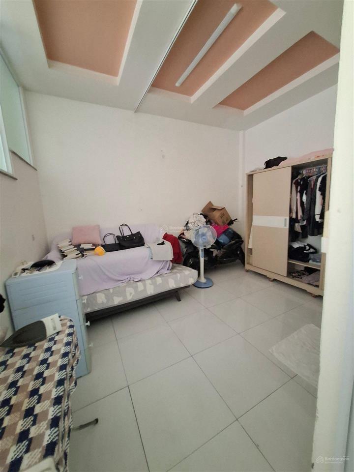 Bán nhà 4 tầng kiên cố, đường xe hơi, diện tích 60m giá hơn 9tỷ
cần bán nhà xây dựng chắc chắn
