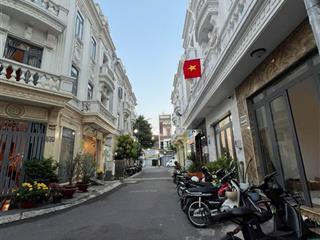 Bán nhà tân phú hẻm 7m 4 tầng giảm ngay 300 triệu giá 10 tỷ
chính chủ cần bán gấp căn nhà đẹp