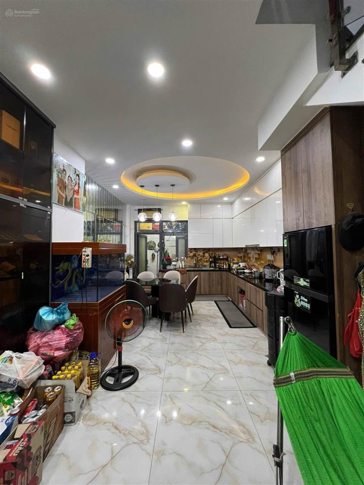 Bán nhà tân phú hẻm 7m 4 tầng giảm ngay 300 triệu giá 10 tỷ
chính chủ cần bán gấp căn nhà đẹp