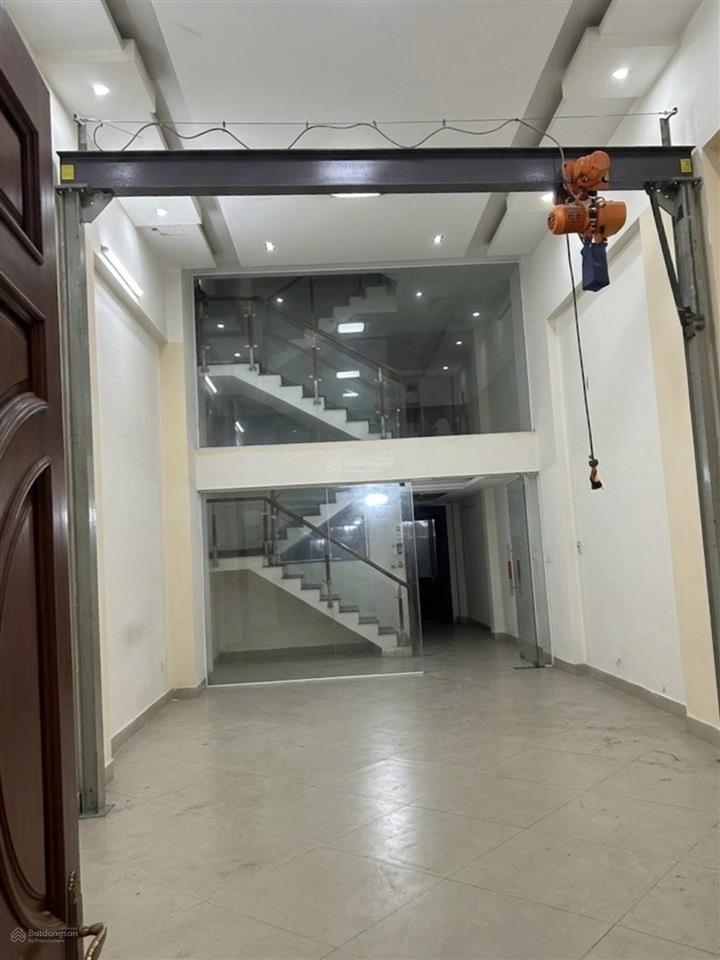 Bán nhà 6 tầng có thang máy hẻm xe hơi 8m quận tân phú thông tin chi tiết
diện tích 5m x 20m