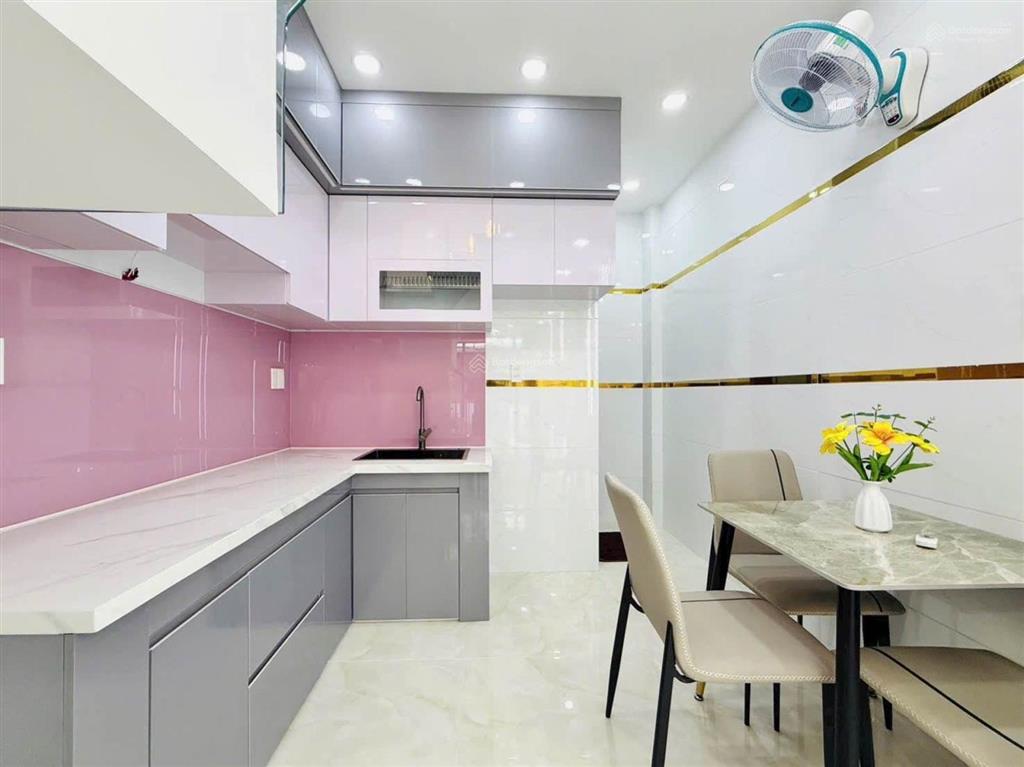 Bán nhà hẻm xe hơi trần thánh tông, tân bình  gần nhà ga t3. cần bán căn nhà đẹp tọa lạc p15 cũ