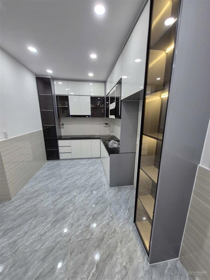 Bán nhà hẻm lạc long quân, phường bảy hiền giá mới 4,75tỷ
chủ nhà vừa ký điện tử và giảm ngay 25