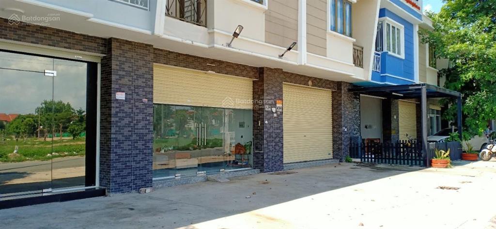 Cho thuê nhà phố newland oasis đường na7 tiện vừa ở vừa làm văn phòng công ty.  0909 901 ***
