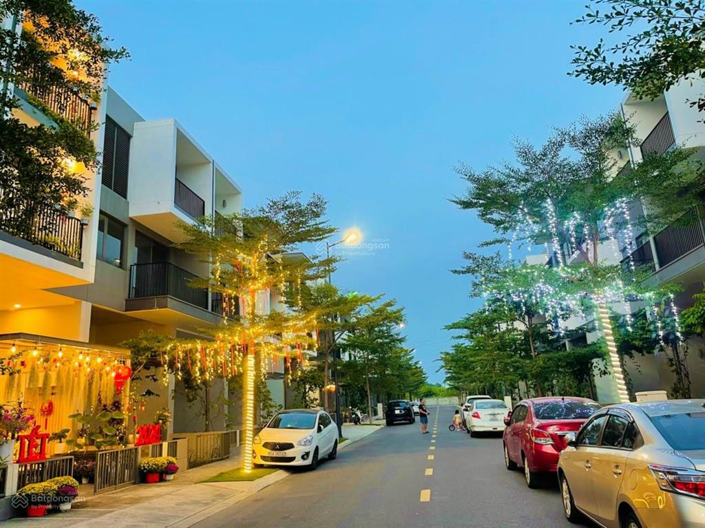 Cho thuê căn nhà phố vườn 208m2 sàn tại the standard an gia bình dương.  0909 901 ***