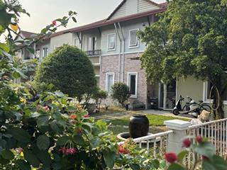 Bán villa 300m2 tại the oasis 2 đang cho thuê 30 triệu kdc việt sing cạnh aeon mall tp. hcm.