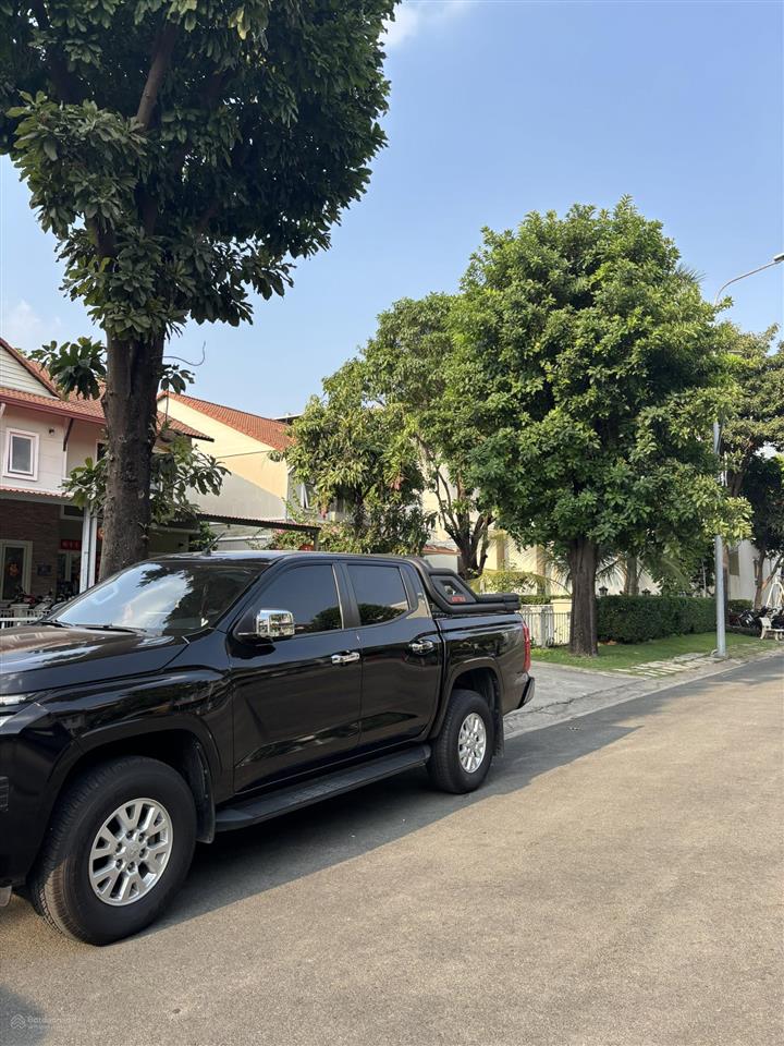 Bán villa 300m2 tại the oasis 2 đang cho thuê 30 triệu kdc việt sing cạnh aeon mall tp. hcm