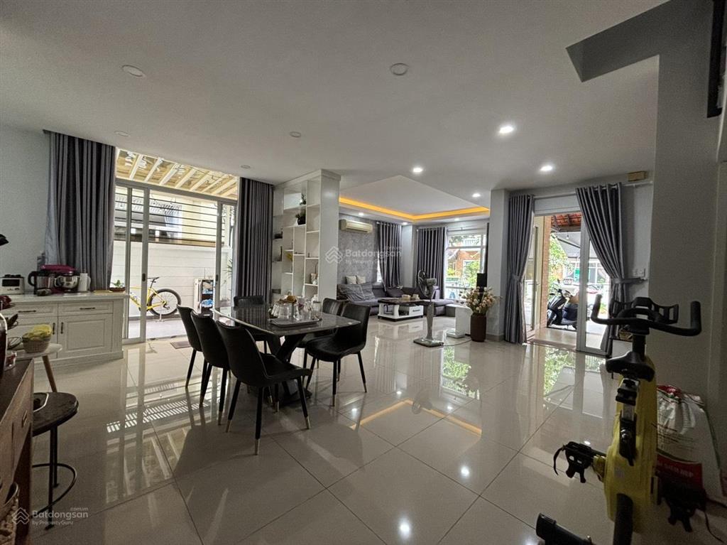 Bán căn biệt thự villa oasis đang cho thuê thu nhập thụ động 25 triệu/tháng.  0909 901 ***