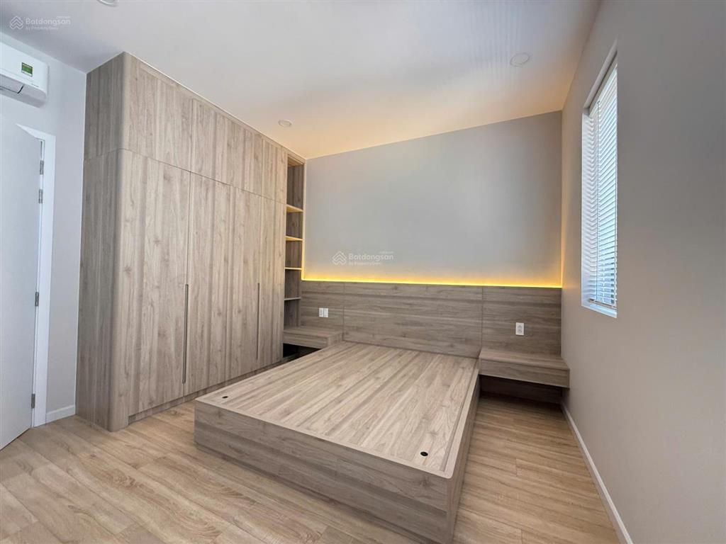 Cho thuê căn nhà liền kế phố sang trọng, sang trọng tại khu sun casa central vsip 2, tp. hcm mới
