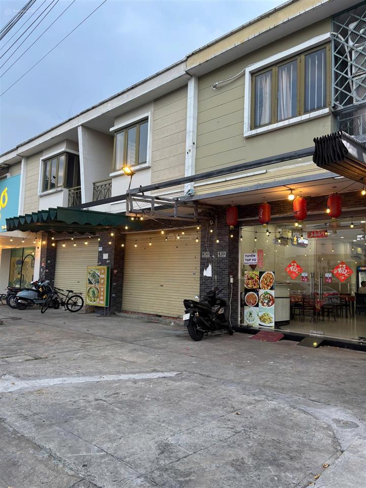 Bán một cặp nhà phố nhà thô khu phố sầm uất newland đường na7 kdc việt sing  0909 901 ***