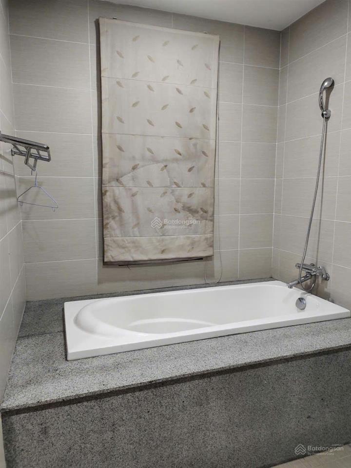 Cho thuê biệt thự nhà đẹp tại the oasis 1 kdc việt sing cạnh aeon mall  0909 901 ***