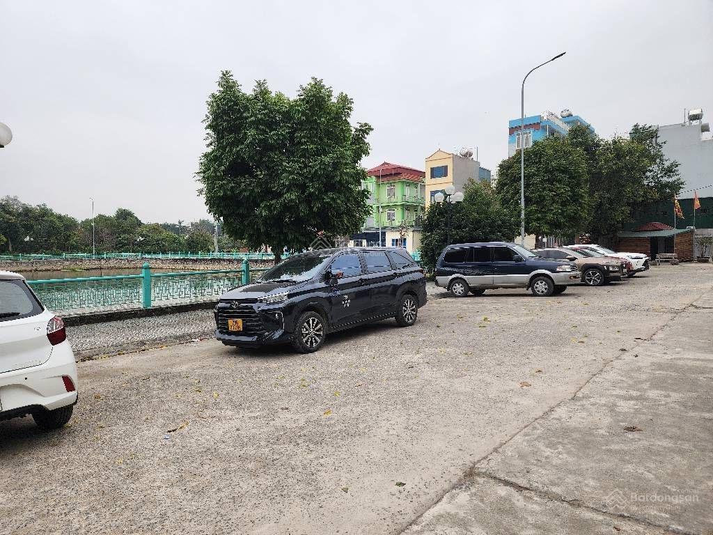 Bán đất mặt hồ tân phong 100m2, mặt tiền hơn 5m, mặt đường 5 ô tô tránh nhau, pháp lý đầy đủ