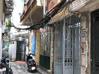 Cho thuê nhà riêng 4 tầng, 12 triệu, tại cầu giấy, hà nội
