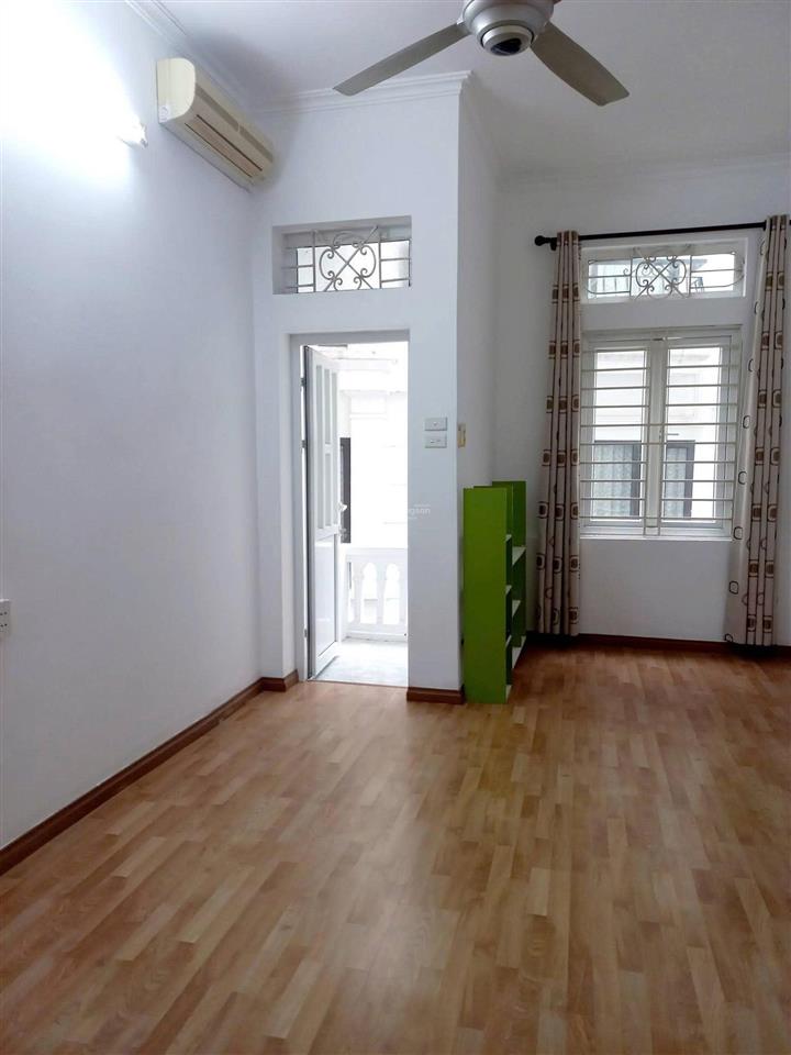 Cho thuê nhà riêng tại ngõ 173 hoàng hoa thám, 10 triệu, 32 m2, ở luôn