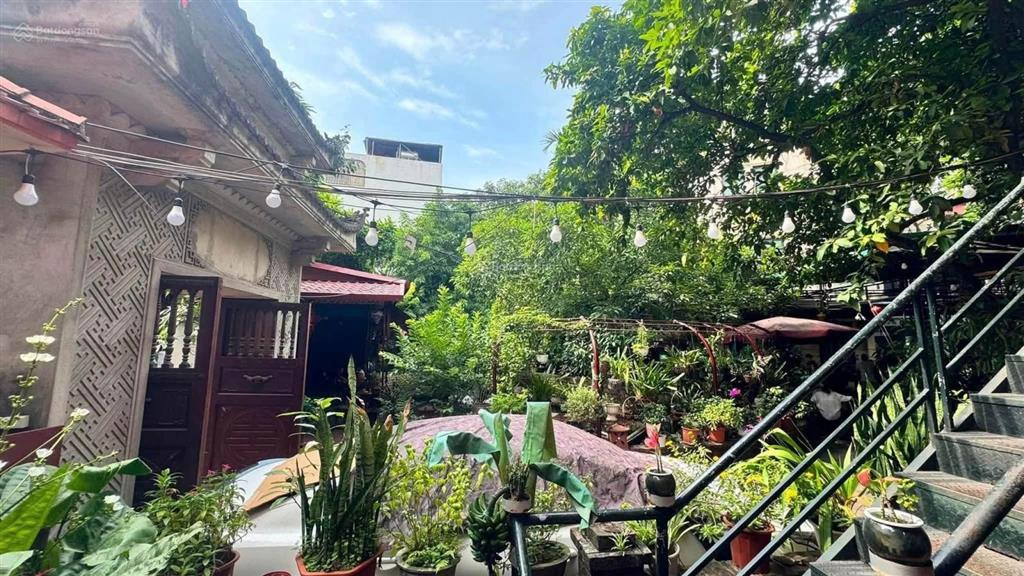 Cho thuê nhà riêng thịnh quang 250m2, 5t, kinh doanh tốt, giá hợp lý