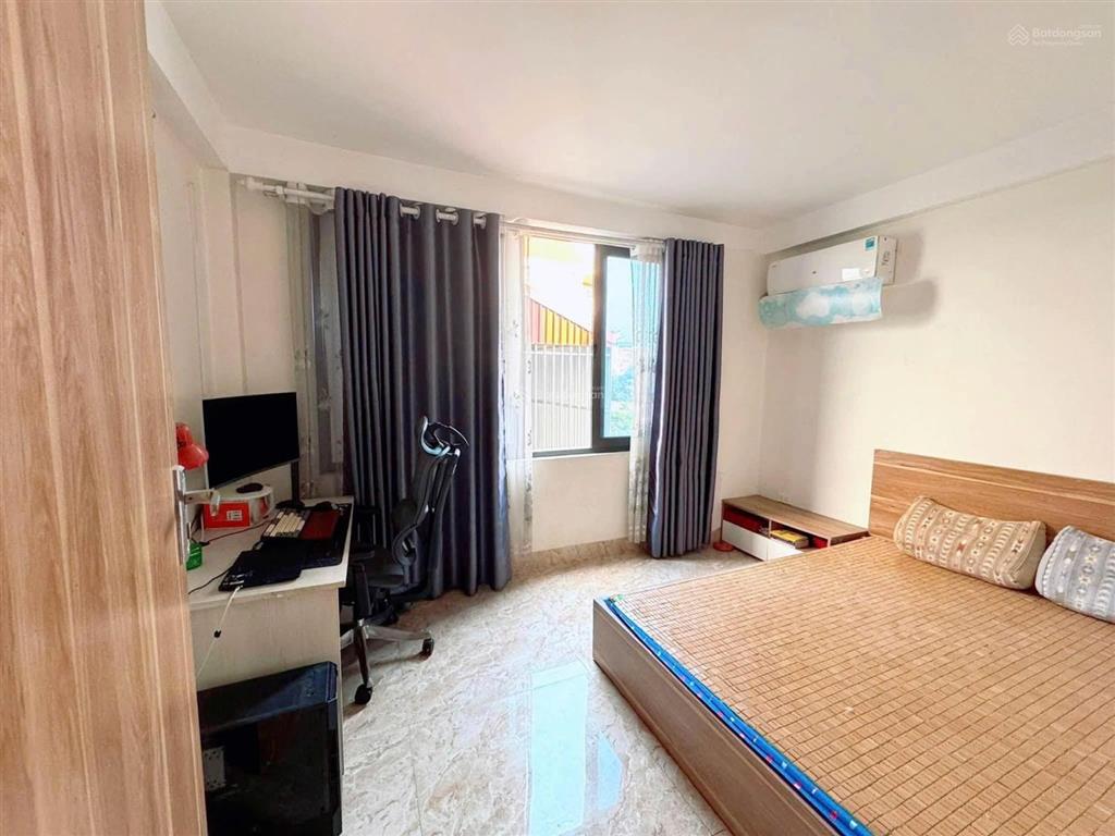 Bán gấp nhà đại tự 40m2, 4t, ô tô đỗ cửa, nhỉnh 4 tỷ vẫn thương lượng mạnh