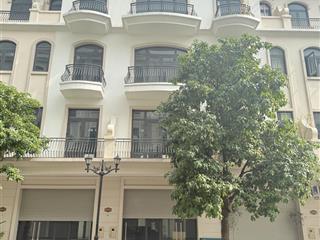 Hết hồn quý khách ơi..
chủ nhà ngộp bank bán gấp. giá cực rẻ
sao biển 58,5m . vin2 nằm t