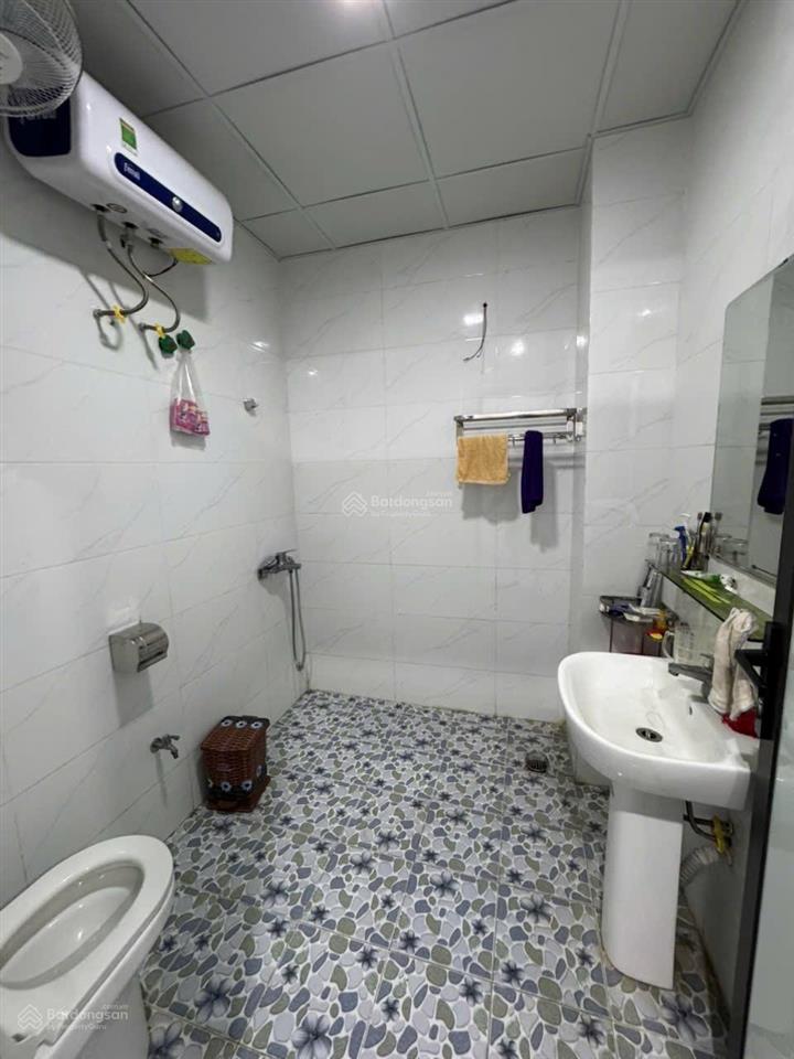 View công viên hướng đb quá đẹp. giá rẻ 56m ht 5 tầng full đồ t2345 chia 2pn sẵn sổ đ