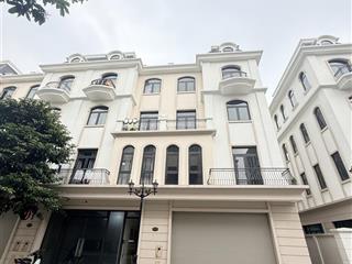 Tài chính nhỉnh 15tỷ diện tích 108m, mặt tiền 9m đơn giá chỉ 140tr/m2 vị trí đẹp. gần vincom.