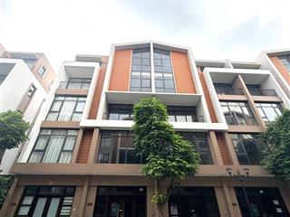 Ánh dương 54m² cắt lỗ giá siêu rẻ hướng đông bắc mặt tiền 4,5m rất vuông vắn nhà pháp l