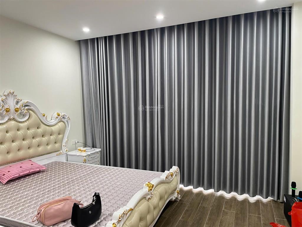 Giảm cực sâu 1 tỷ, đảo dừa 56m  hướng đông nam  hoàn thiện 2 tầng. tầng 2 ngăn 2 phòng khép