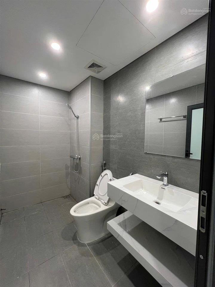 Thanh khoản gấp căn thời đại 60m, giảm sâu 1 tỷ, ht 2 tầng, giá hời  hướng