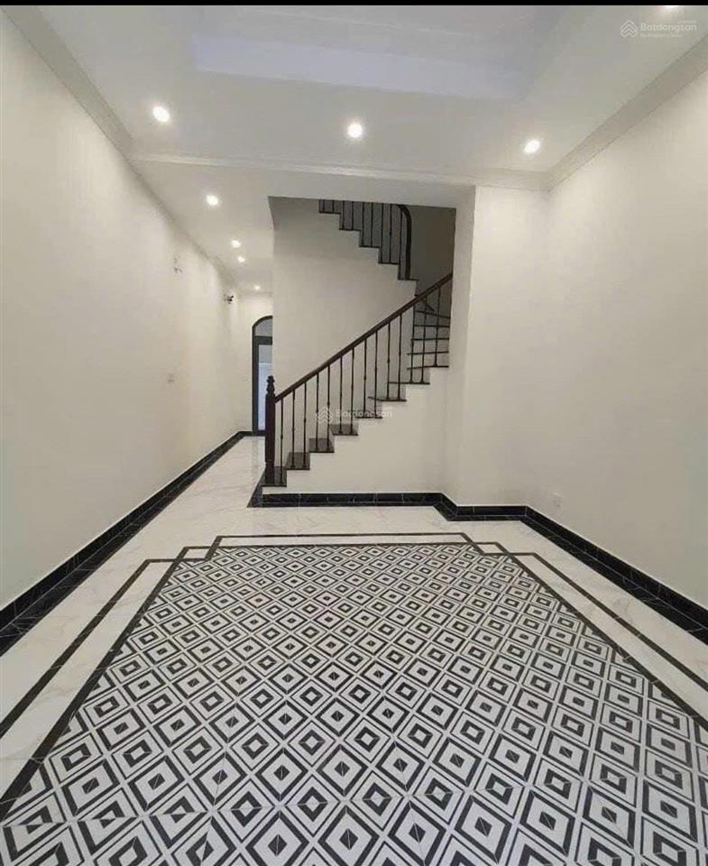 Khẳng định giá hời giảm tận 1 tỷ so với 5 tháng trước. loại căn liền kề. diệ