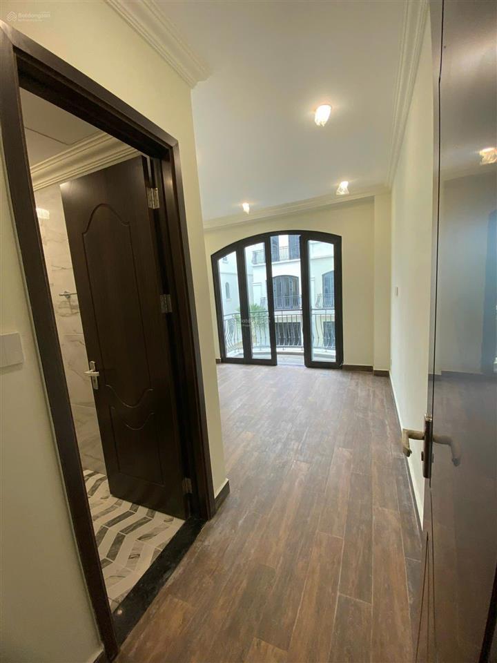 Khẳng định giá hời giảm tận 1 tỷ so với 5 tháng trước. loại căn liền kề. diệ
