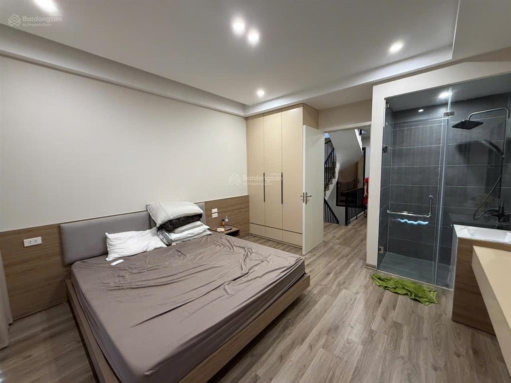 Giảm sâu 2 tỷ. hàng nổi bật 60m  tây bắc  9 tỷ thu về  hoàn thiện full 5 tầng có thang