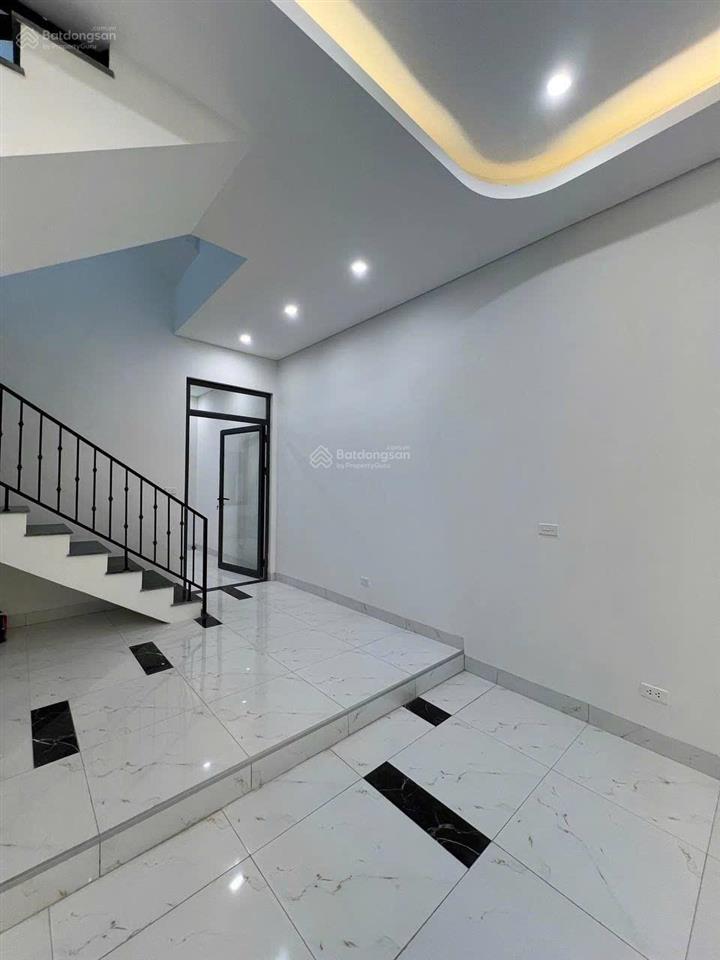 Thanh khoản gấp căn thời đại 60m, giảm sâu 1 tỷ, ht 2 tầng, giá hời  hướng
