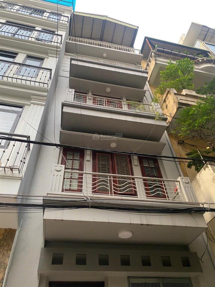 Giảm 2 tỷ bán nhà phố nghĩa đô, cầu giấy, dt 36m2x5t, mt 4.5m, vỉa hè, ô tô giá 12.5 tỷ.