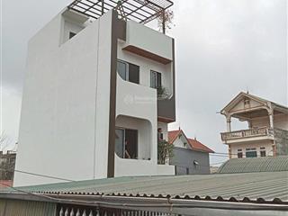 Bán nhà tại song phương diện tích 60m2 full nội thất ngõ ôtô đỗ cửa cách đại lộ 500m