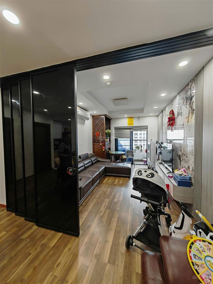 Bán 3 ngủ giá thấp goldmark city 136 hồ tùng mậu, hà nội  7,8 tỷ