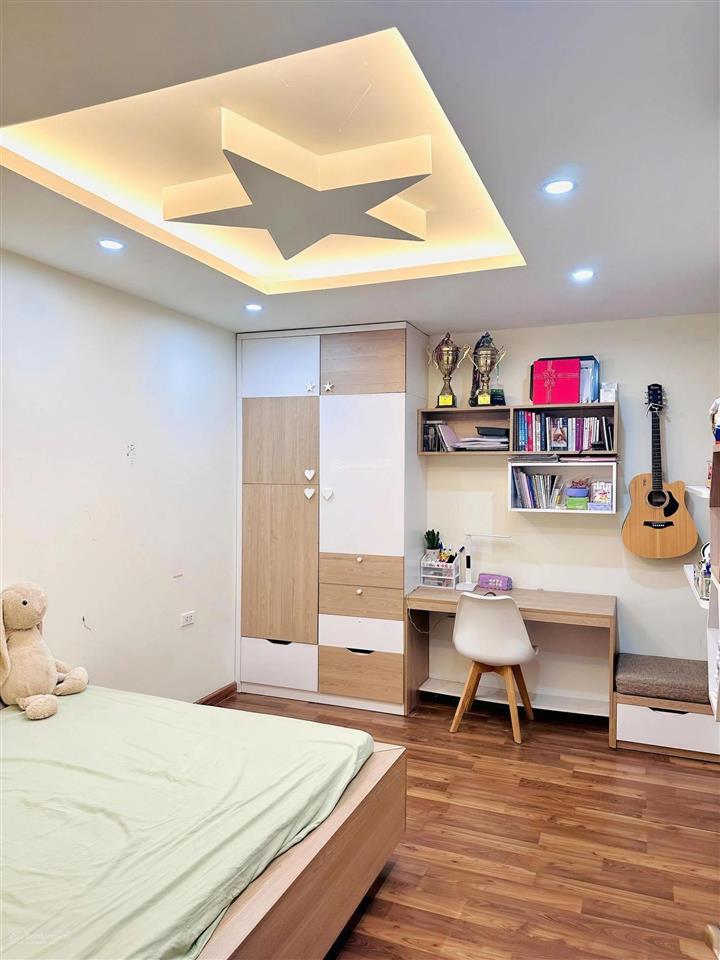 Bán 2 ngủ 83m² tầng trung, giá thấp nhất goldmark city 136 hồ tùng mậu, hà nội