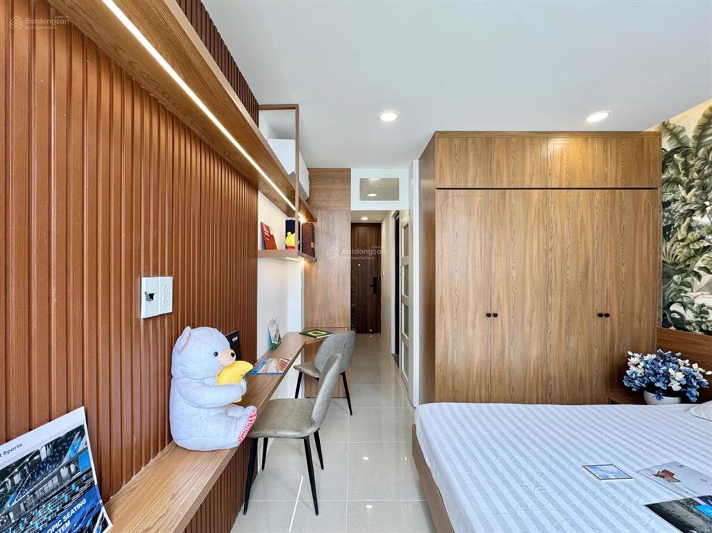 Chính chủ cho thuê căn hộ mới xây thang máy full nội thất có ban công thoáng ngay đường 3/2 quận 10