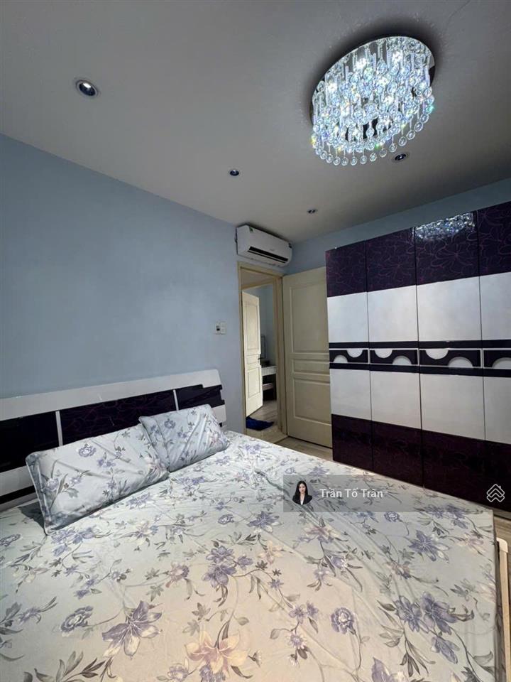 Cho thuê căn hộ cc bảy hiền tower, tân bình dt 82m2 2pn 2wc giá 12tr nhà đẹp  0703 445 *** trân