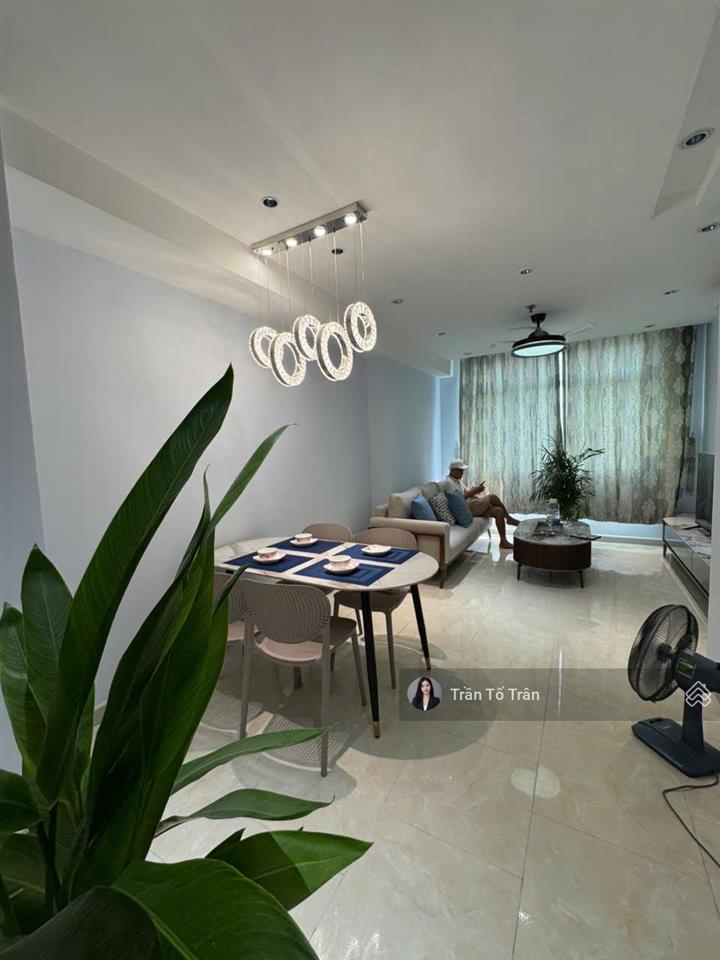 Cho thuê căn hộ cc bảy hiền tower, tân bình dt 82m2 2pn 2wc giá 12tr nhà đẹp  0703 445 *** trân