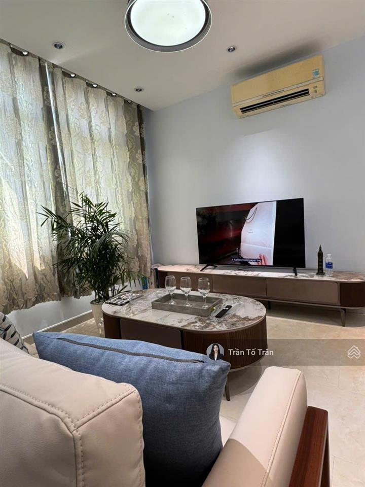 Cho thuê căn hộ cc bảy hiền tower, tân bình dt 82m2 2pn 2wc giá 12tr nhà đẹp  0703 445 *** trân