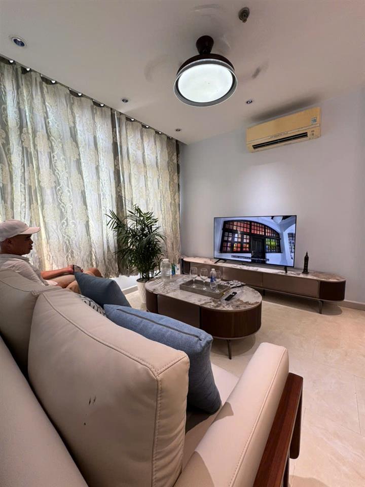 Cho thuê căn hộ cc bảy hiền tower, tân bình dt 82m2 2pn 2wc giá 12tr nhà đẹp  0703 445 *** trân